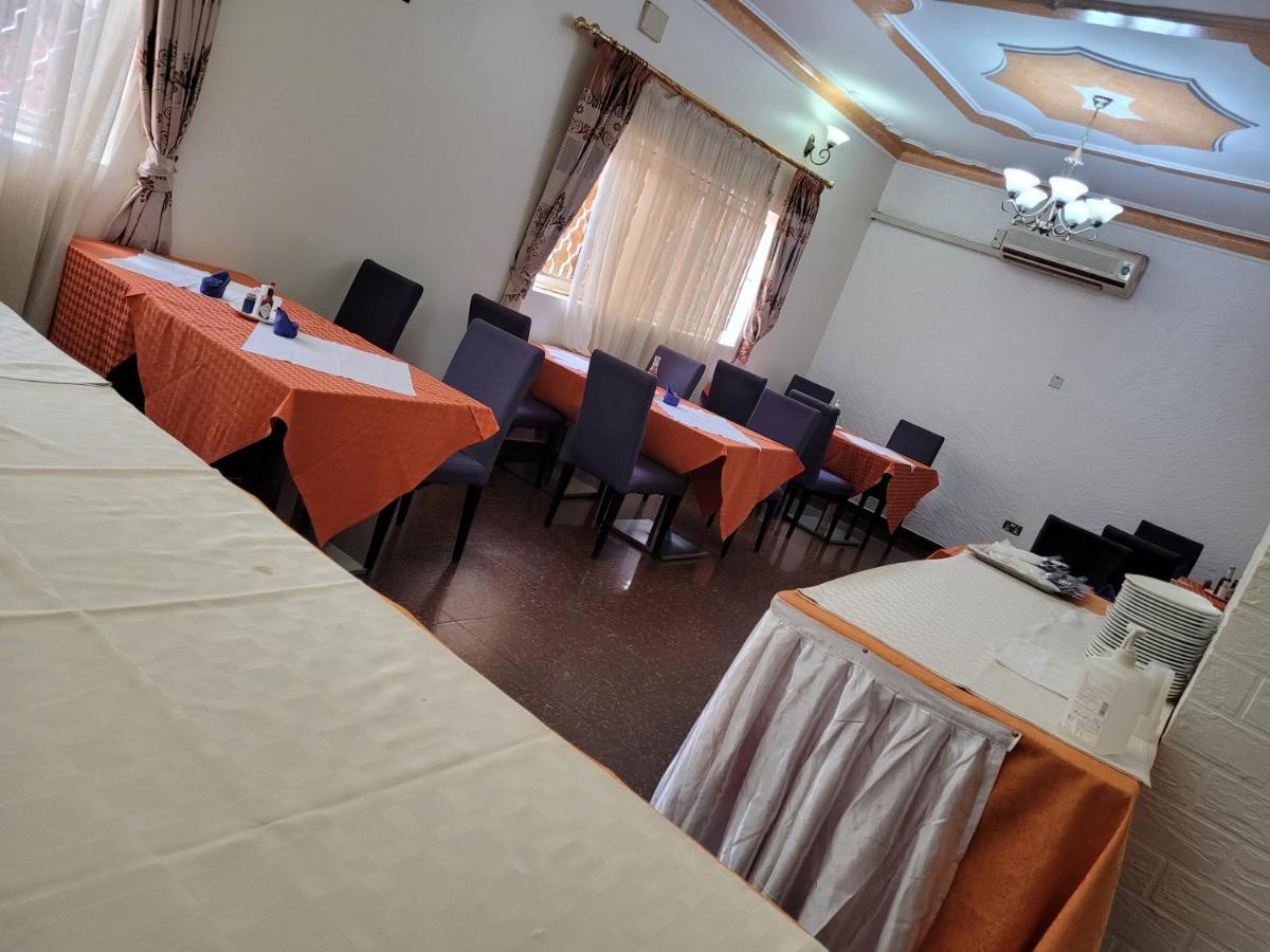 Glory Summit Hotel Hoima Zewnętrze zdjęcie
